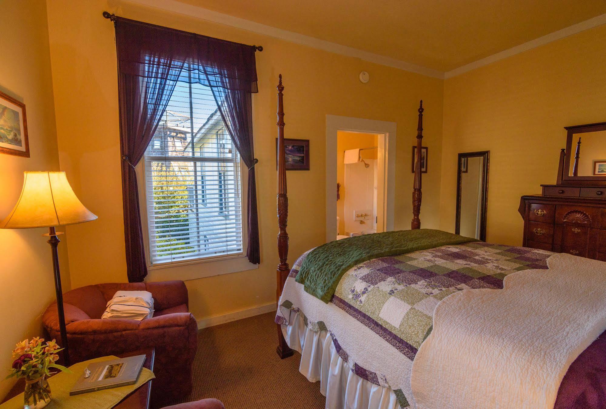 Nicholson House Inn & Spa Mendocino Bagian luar foto