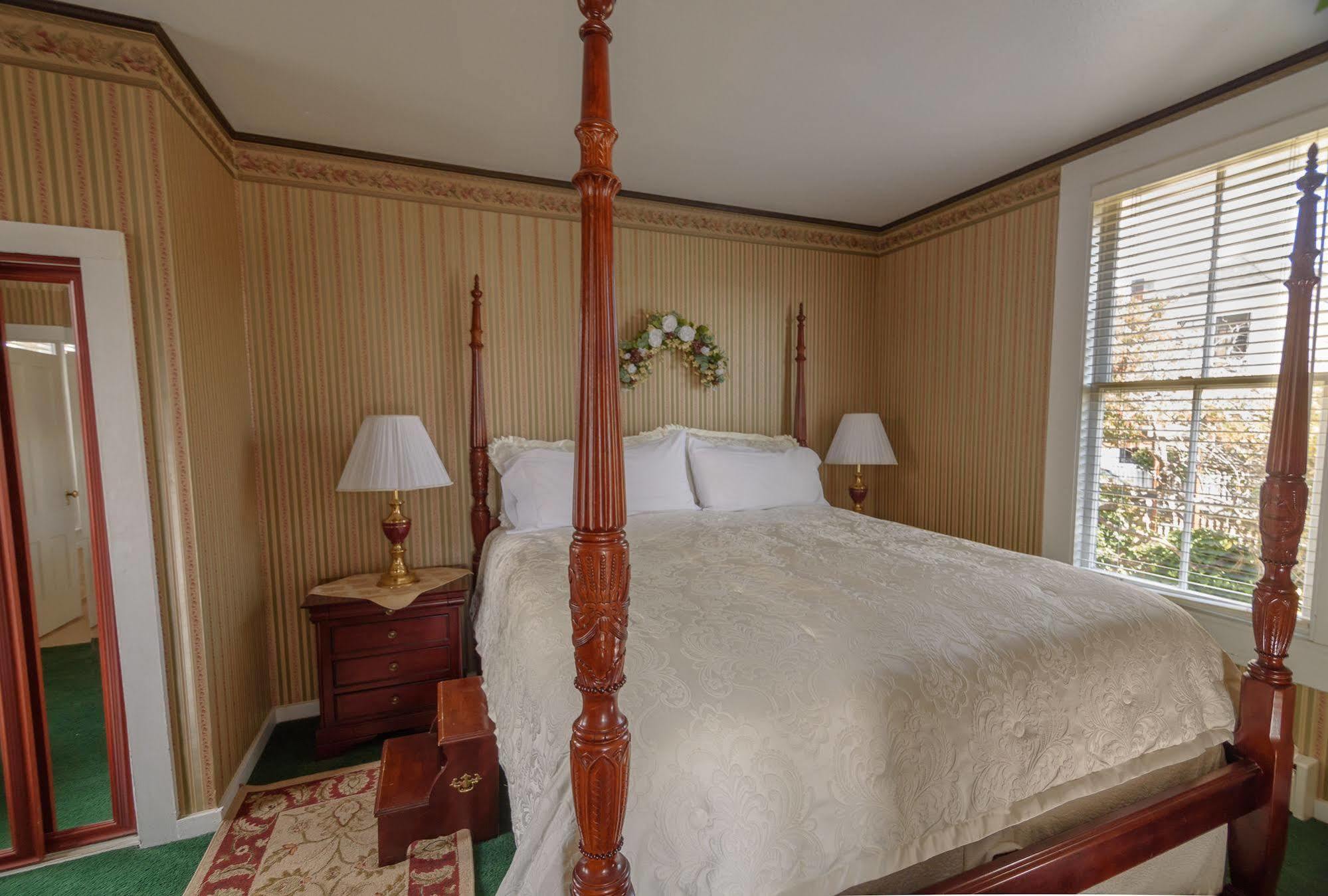 Nicholson House Inn & Spa Mendocino Bagian luar foto